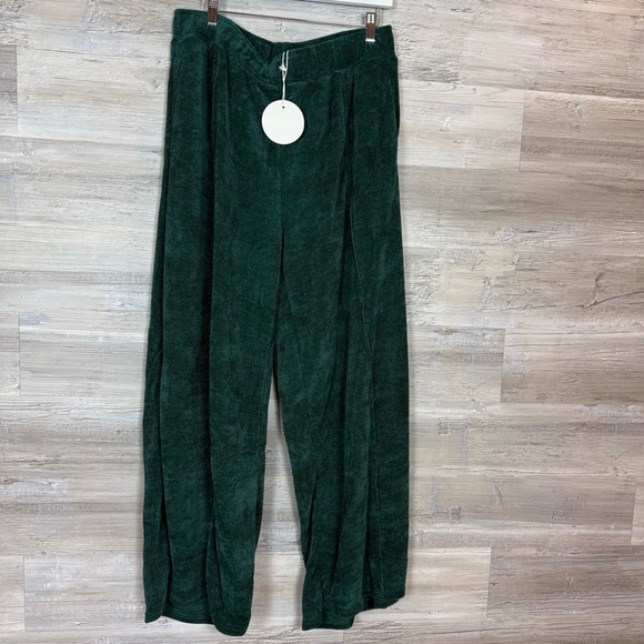 Umgee Forest Green Textured Fabric - Picture 6 of 6